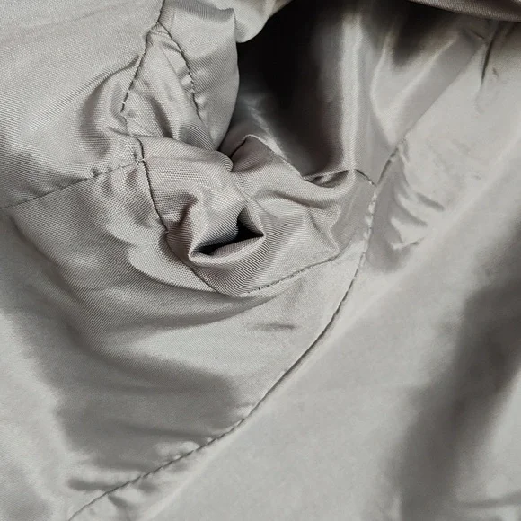 Vintage ladies tweed, wool blazer, size 13/14 Made in Uruguay. Fits like 6 or 8. - Picture 13 of 16